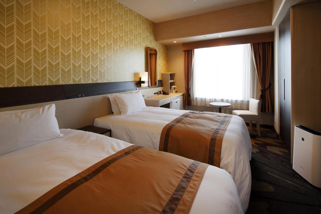 Hotel Monterey Himeji Exteriör bild